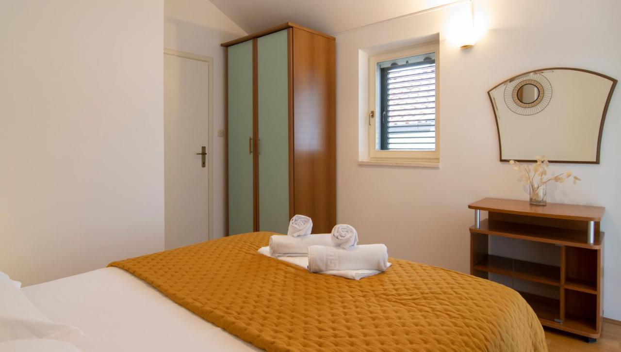 Mozart Apartments Baška Voda Екстериор снимка