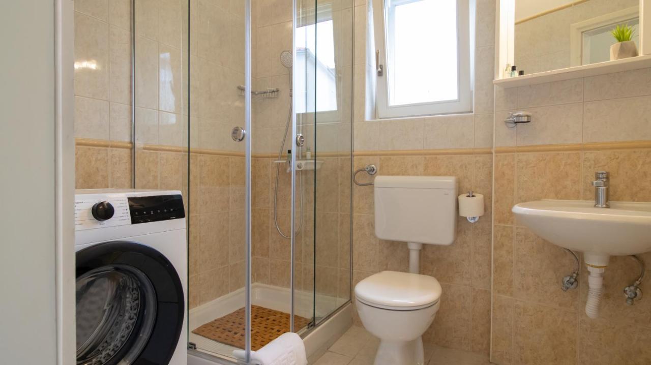 Mozart Apartments Baška Voda Екстериор снимка