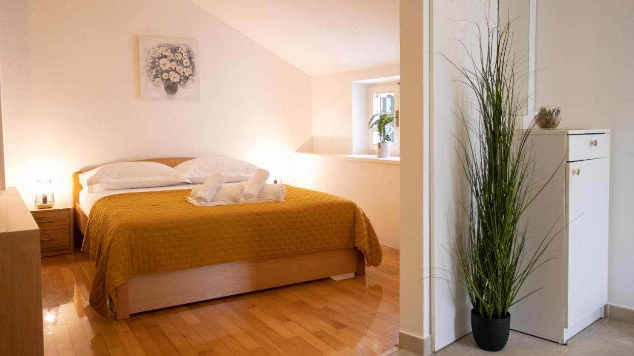 Mozart Apartments Baška Voda Екстериор снимка