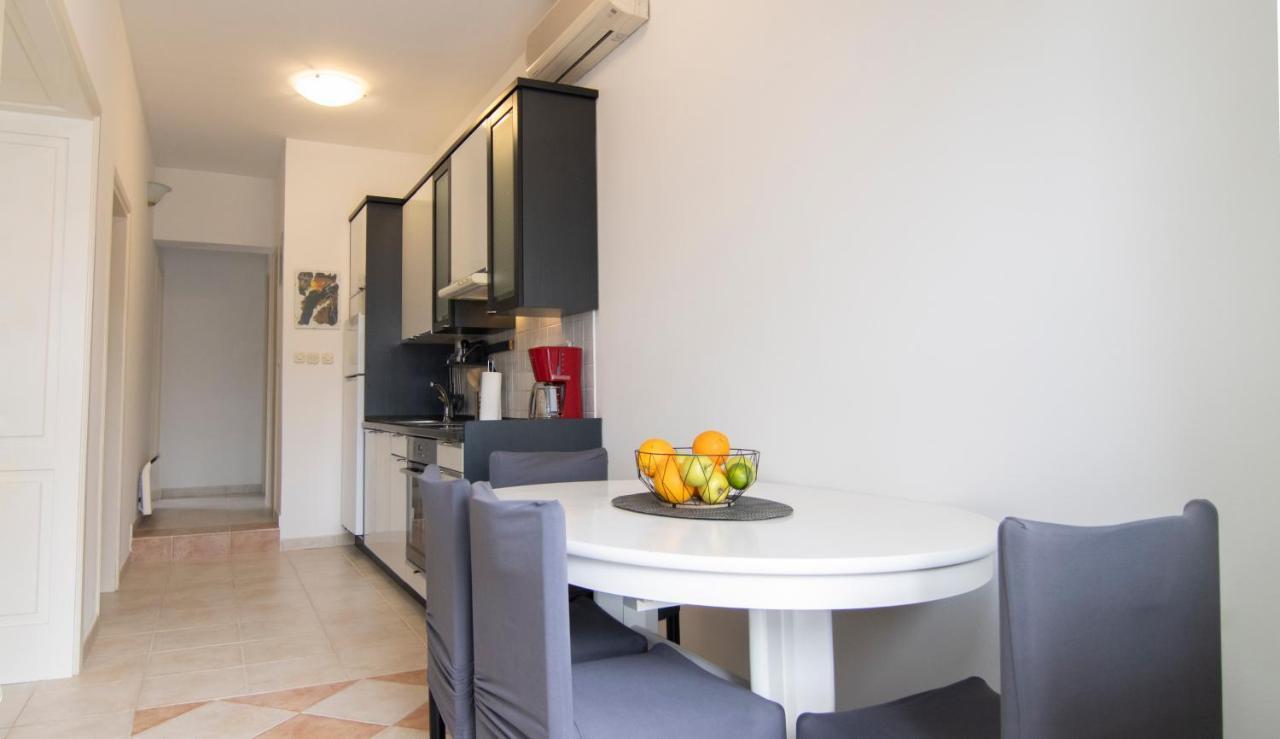 Mozart Apartments Baška Voda Екстериор снимка