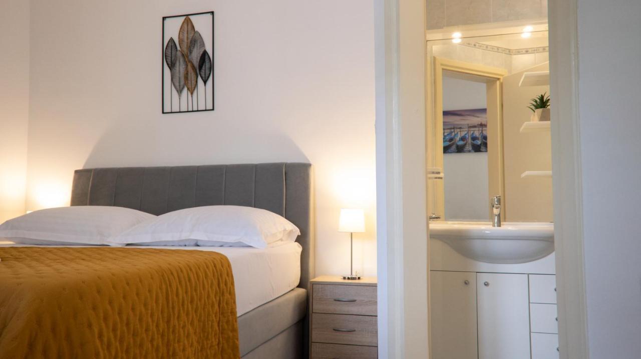 Mozart Apartments Baška Voda Екстериор снимка